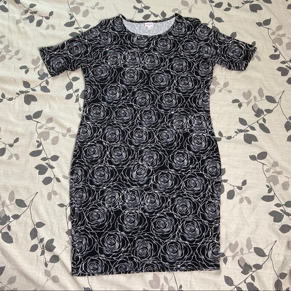 LuLaRoe Dresses & Skirts - LuLaRoe Julia dress UNICORN ROSES